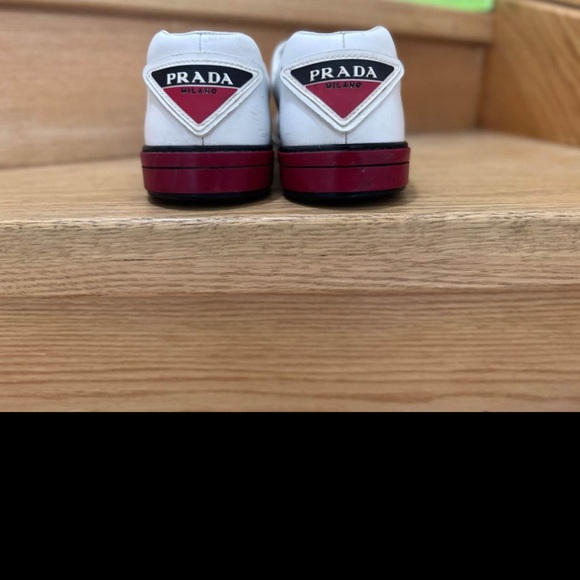 Prada sneaker - Picture 2 of 4